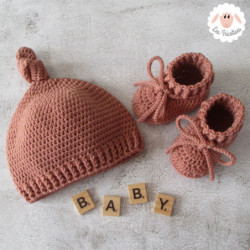 Bonnet et chaussons en laine mérinos