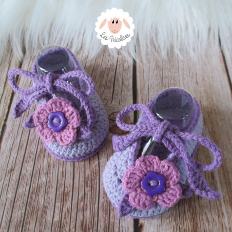 Chaussons bébé fille ballerines à fleurs