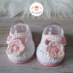 Chaussons bébé fille ballerines blanches à fleurs roses