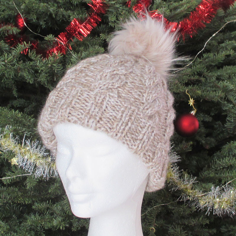 Ensemble Bebe Fille 0 2 Mois Bonnet Style Peruvien Moufles Chaussons Echarpe Pastel Tricotes Main