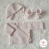 Ensemble de naissance brassière béguin chaussons en laine mérinos