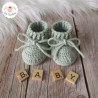 Bonnet et chaussons assortis en laine mérinos