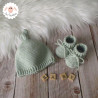 Bonnet et chaussons assortis en laine mérinos