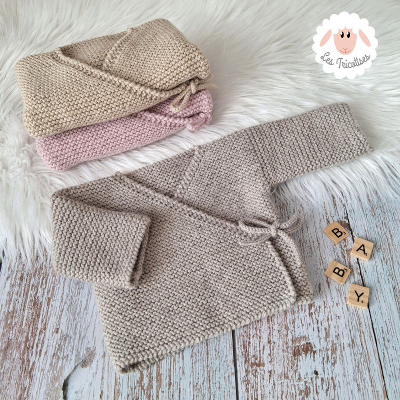 Brassière de naissance en laine