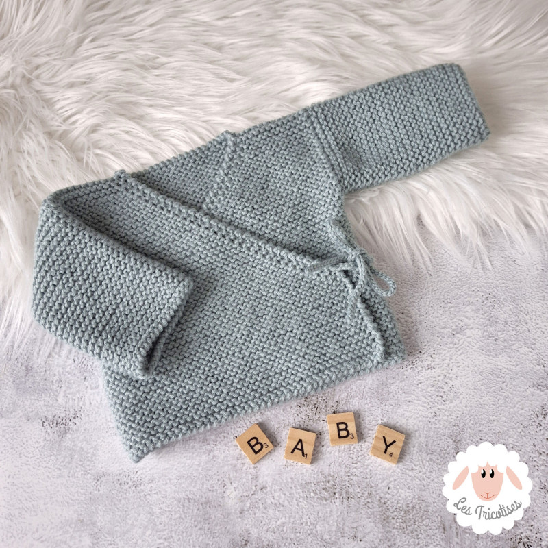 Brassière de naissance en laine