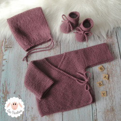 Ensemble de naissance brassière béguin chaussons