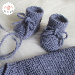 Ensemble de naissance brassière béguin chaussons