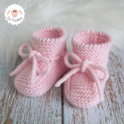 Ensemble de naissance brassière béguin chaussons