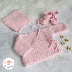 Ensemble de naissance brassière béguin chaussons