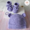 Bonnet et chaussons en maille épaisse