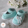 Chaussons bébé crochetés main babies vert clair et blanc