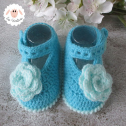 Chaussons babies en laine layette