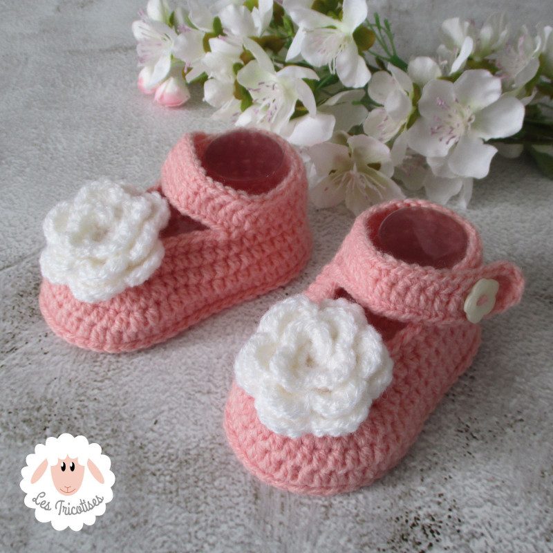 Chaussons bébé ballerines babies à fleurs blanches