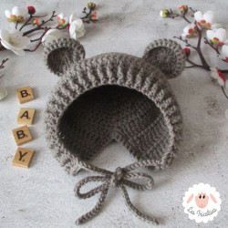 Bonnet béguin à oreilles d'ours
