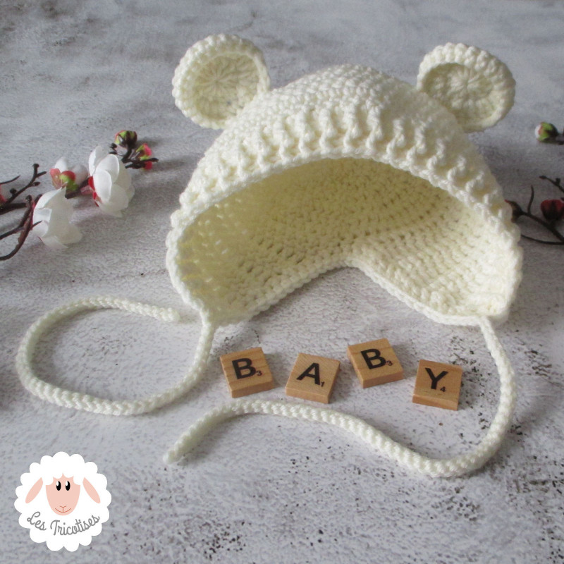 Bonnet béguin à oreilles d'ours